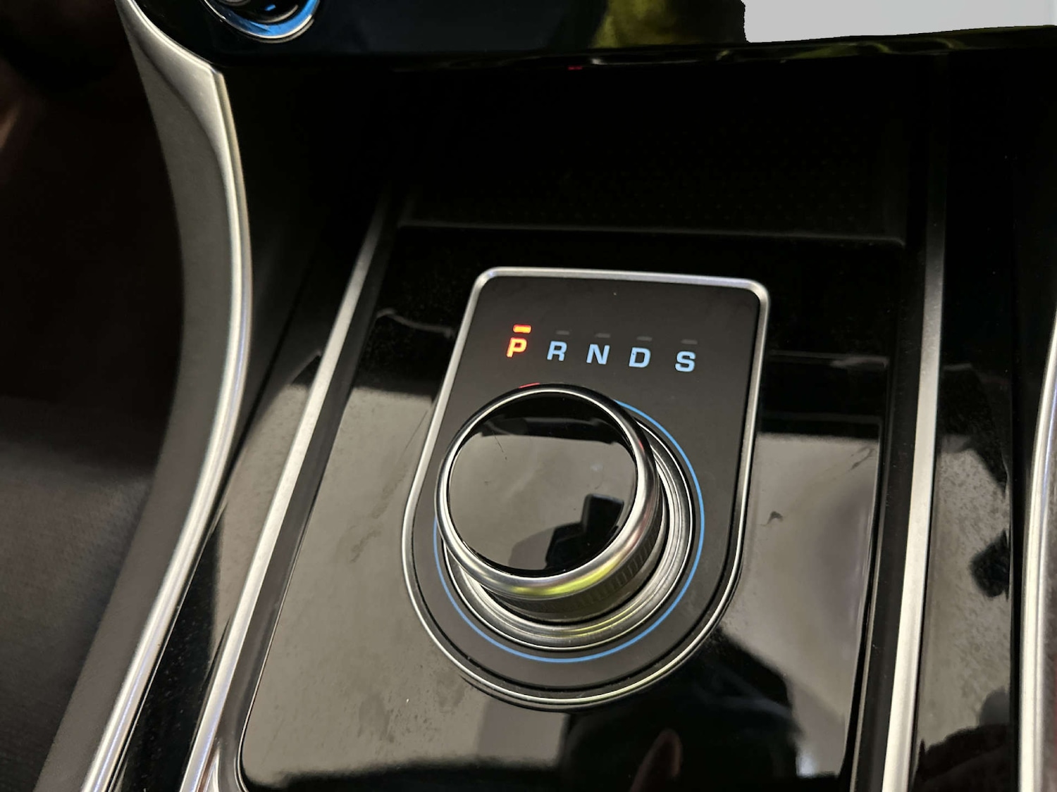 Used Jaguar XE 2018 for sale - 78094458: Photo 25