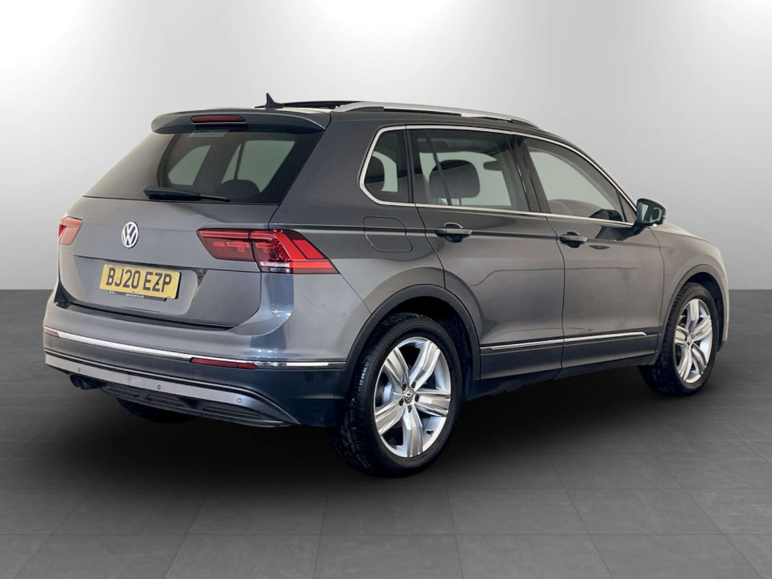 Used Volkswagen Tiguan 2020 for sale - 77185110: Photo 10