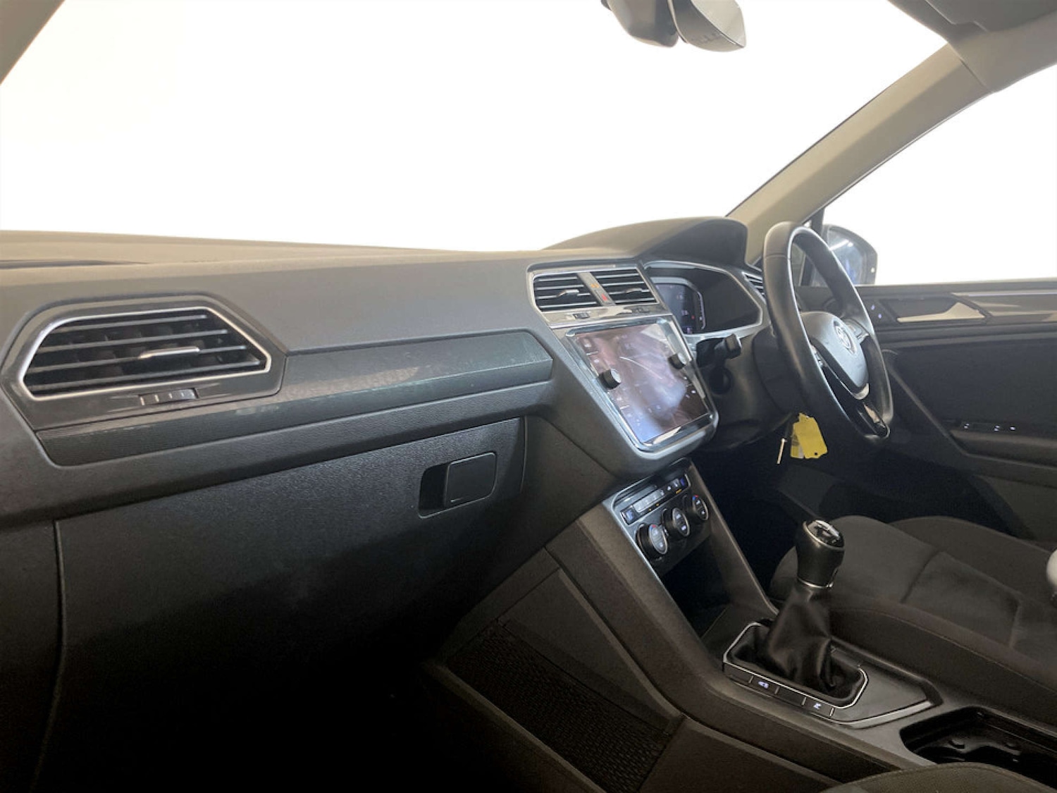 Used Volkswagen Tiguan 2020 for sale - 77185110: Photo 12