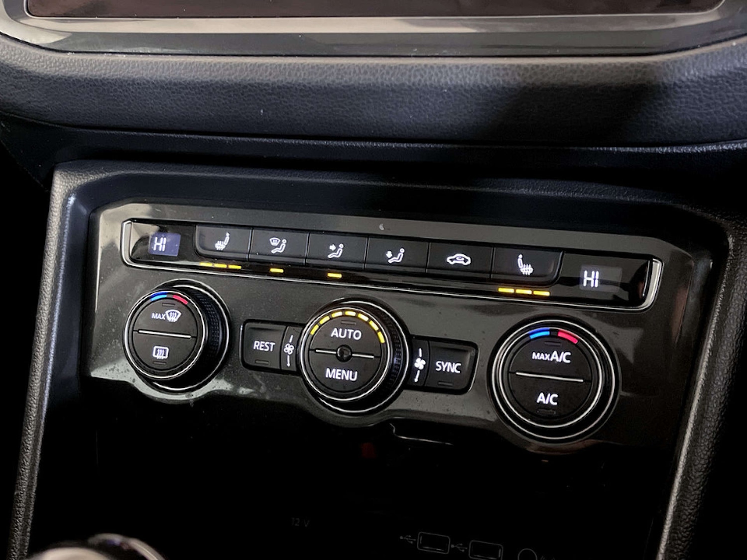 Used Volkswagen Tiguan 2020 for sale - 77185110: Photo 26