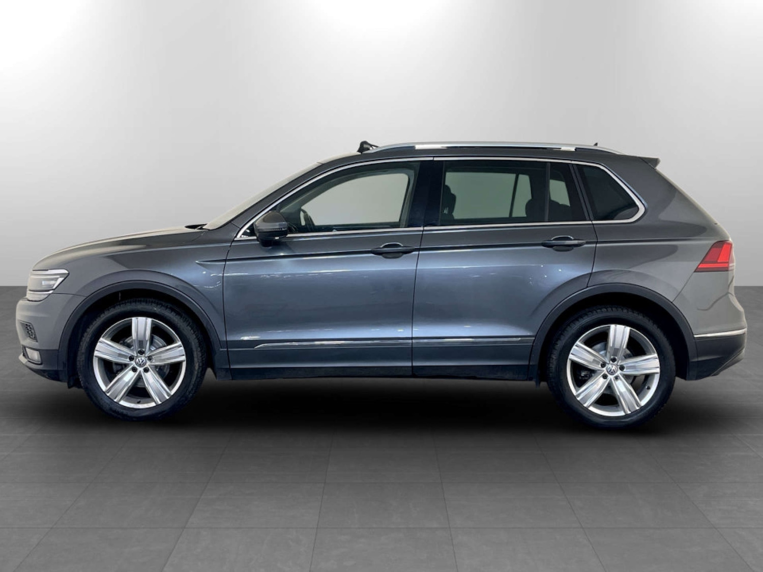 Used Volkswagen Tiguan 2020 for sale - 77185110: Photo 7