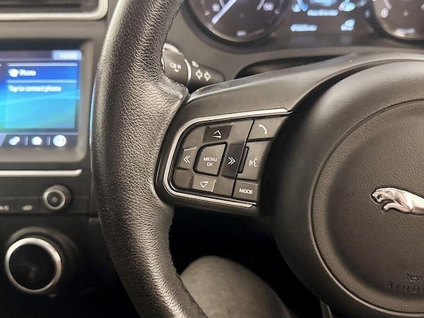 Used Jaguar E-Pace 2019 for sale - 76241151: Photo 18