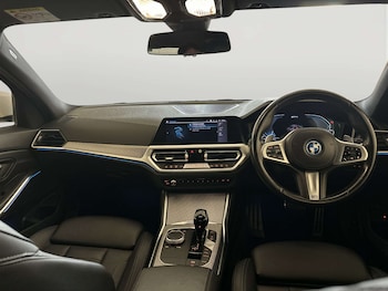 Used BMW 3 Series 2022 for sale - 78747981: Photo