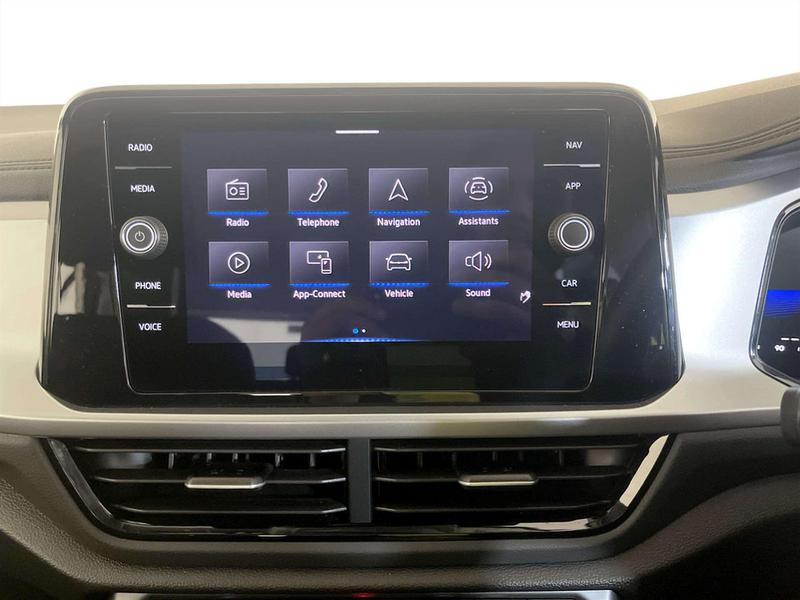 Used Volkswagen T-Roc 2023 for sale - 77025794: Photo 22