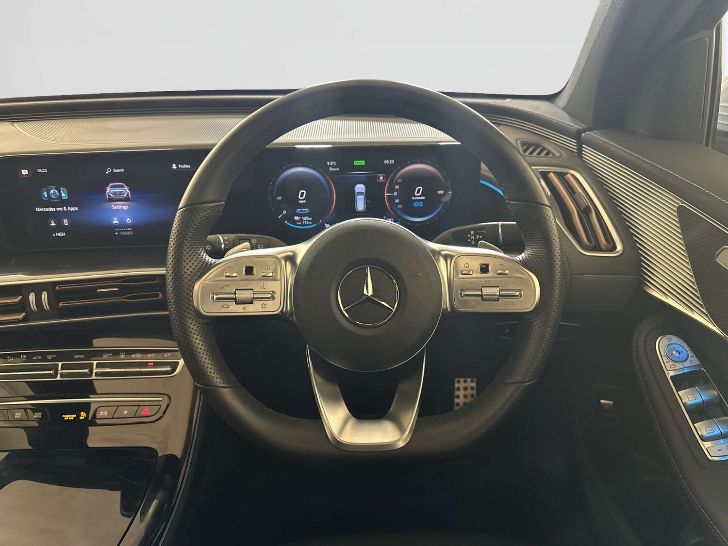 Used Mercedes-Benz EQC 2023 for sale - 77906885: Photo 17