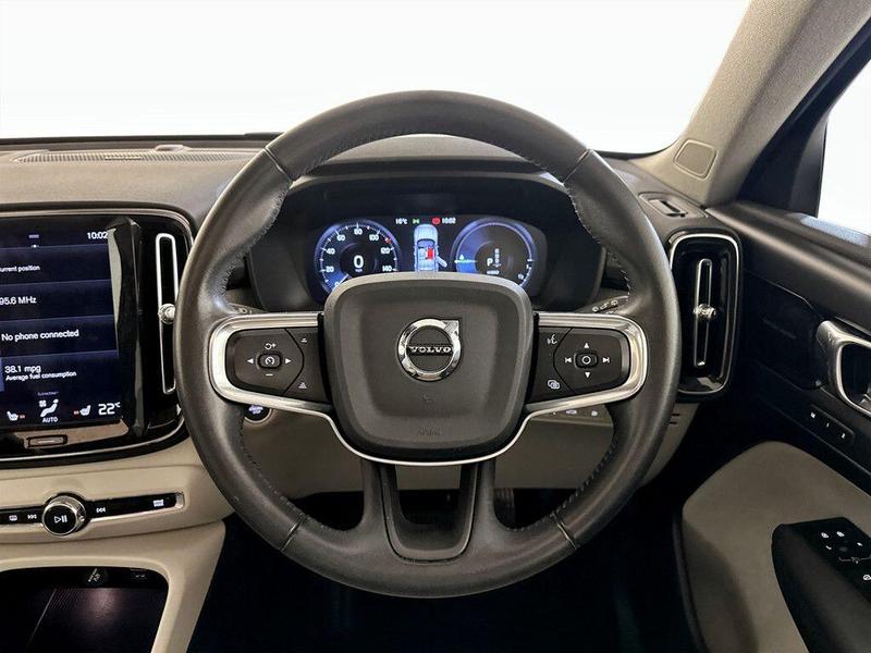 Used Volvo XC40 2021 for sale - 76480352: Photo 16