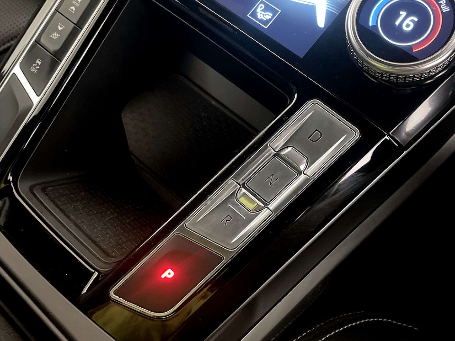 Used Land Rover Range Rover Evoque 2025 for sale - 77408990: Photo 25