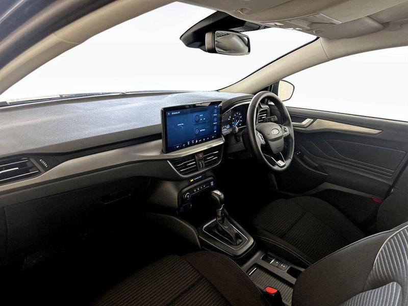 Used Ford Focus 2023 for sale - 76402061: Photo 12