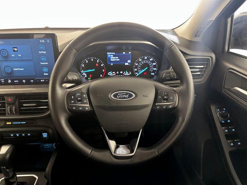 Used Ford Focus 2023 for sale - 76402061: Photo 16