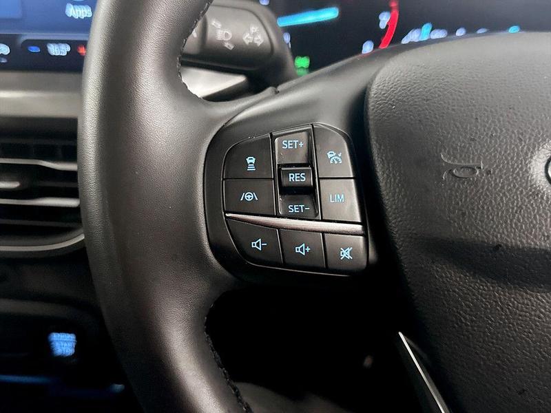 Used Ford Focus 2023 for sale - 76402061: Photo 17