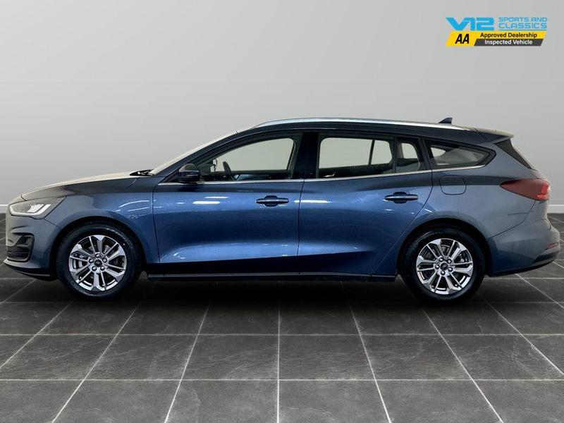 Used Ford Focus 2023 for sale - 76402061: Photo 7