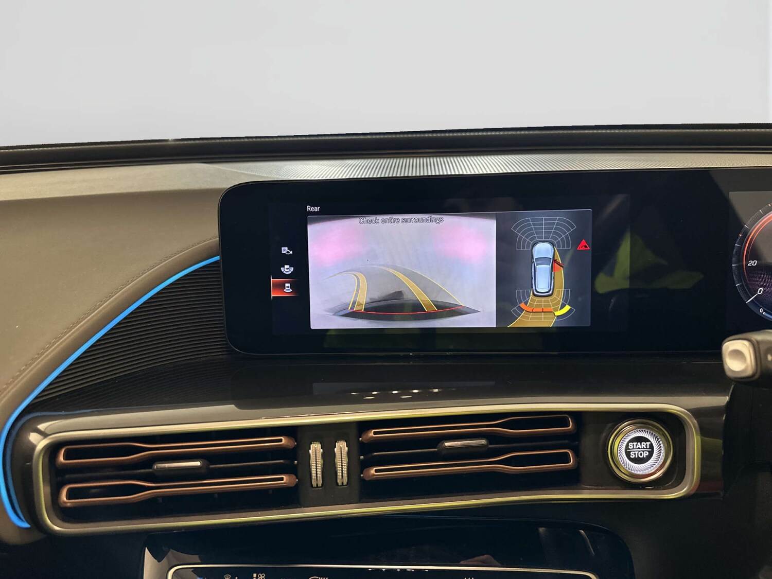 Used Mercedes-Benz EQC 2020 for sale - 77905947: Photo 21