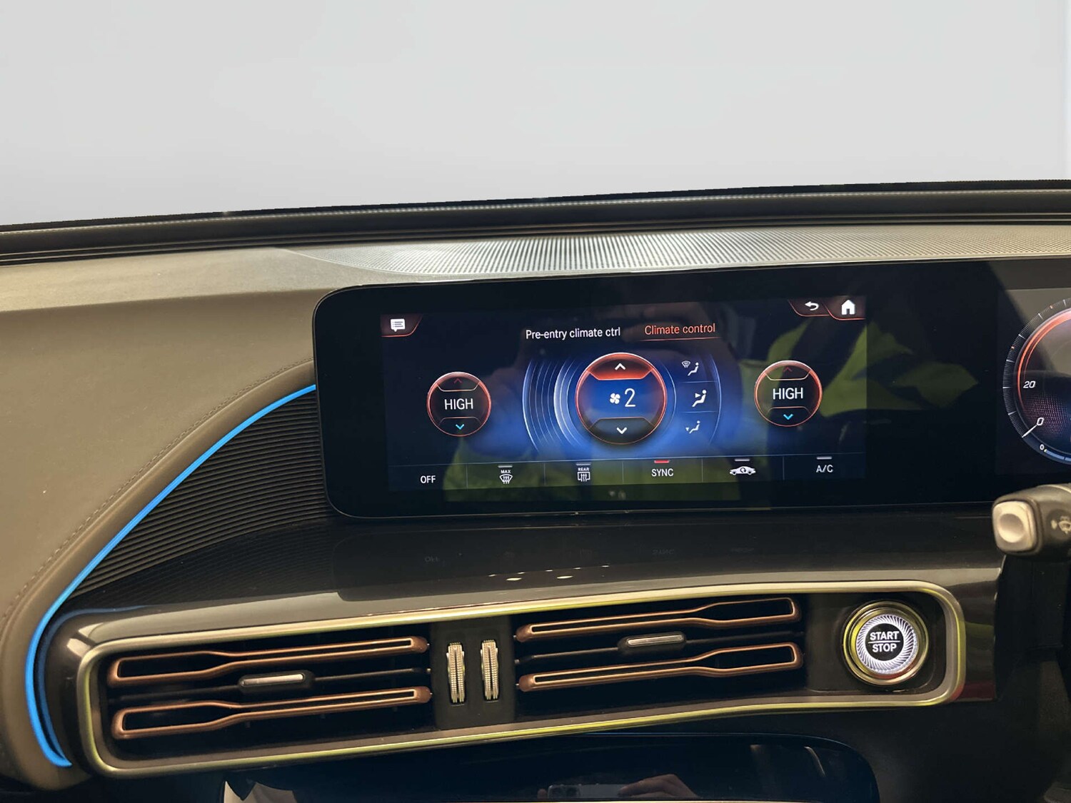 Used Mercedes-Benz EQC 2020 for sale - 77905947: Photo 25