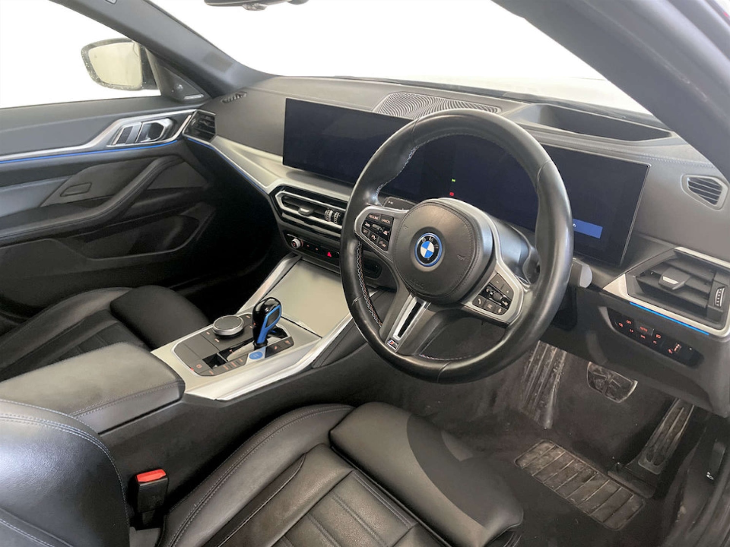 Used BMW i4 2022 for sale - 77185121: Photo 15