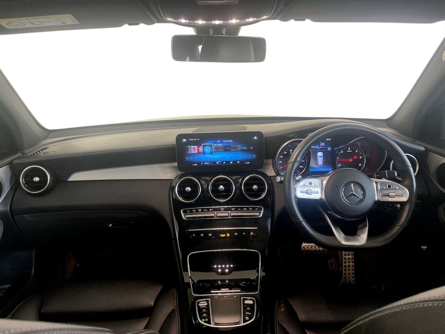 Used Mercedes-Benz GLC 2022 for sale - 77693761: Photo 3