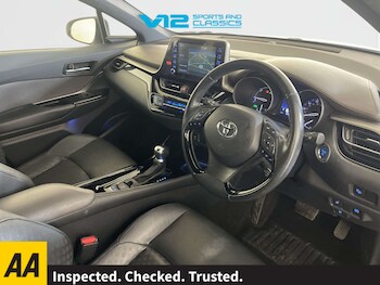 Used Toyota C-HR 2020 for sale - 77805589: Photo