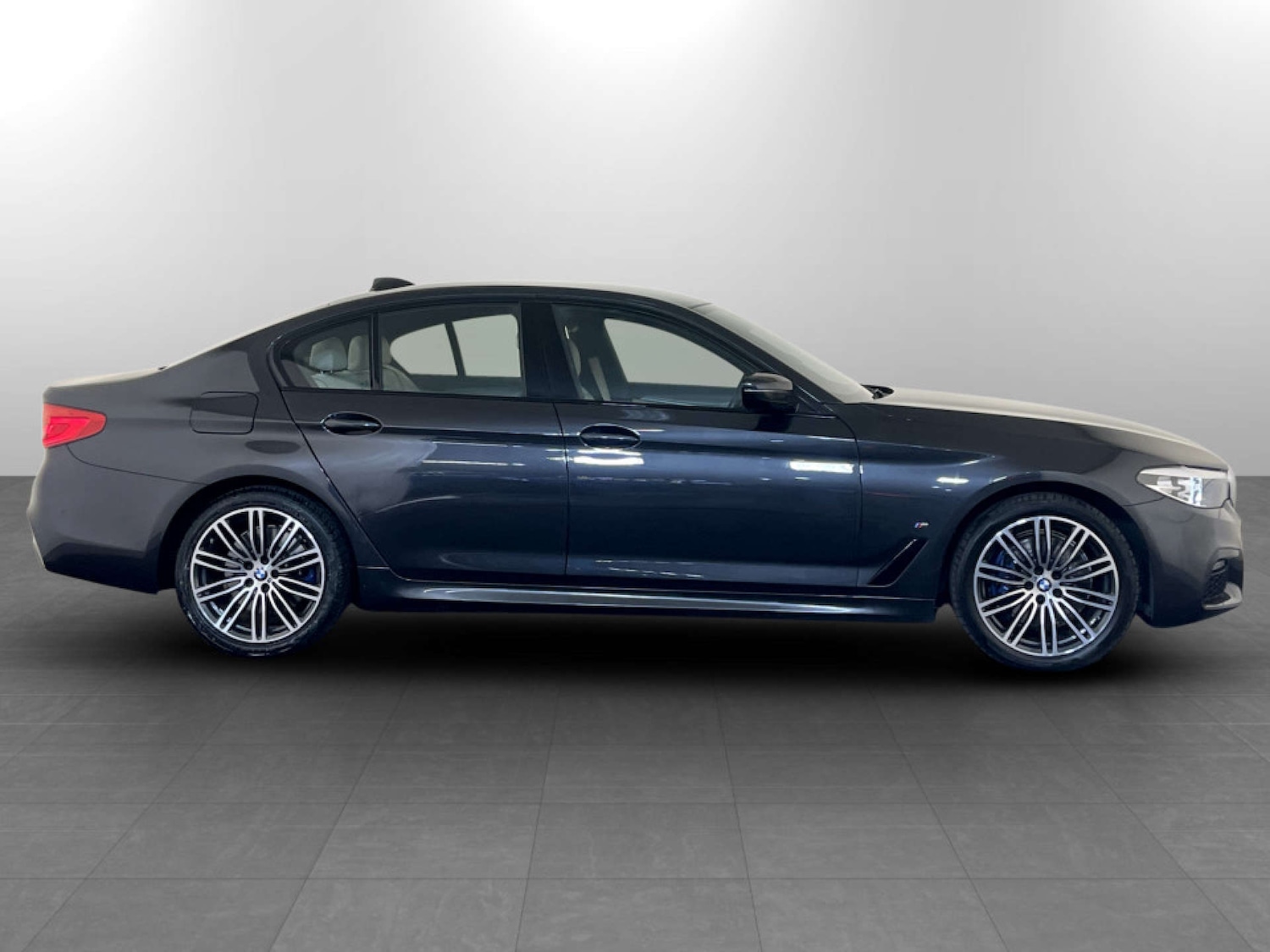Used BMW 5 Series 2019 for sale - 77185150: Photo 11