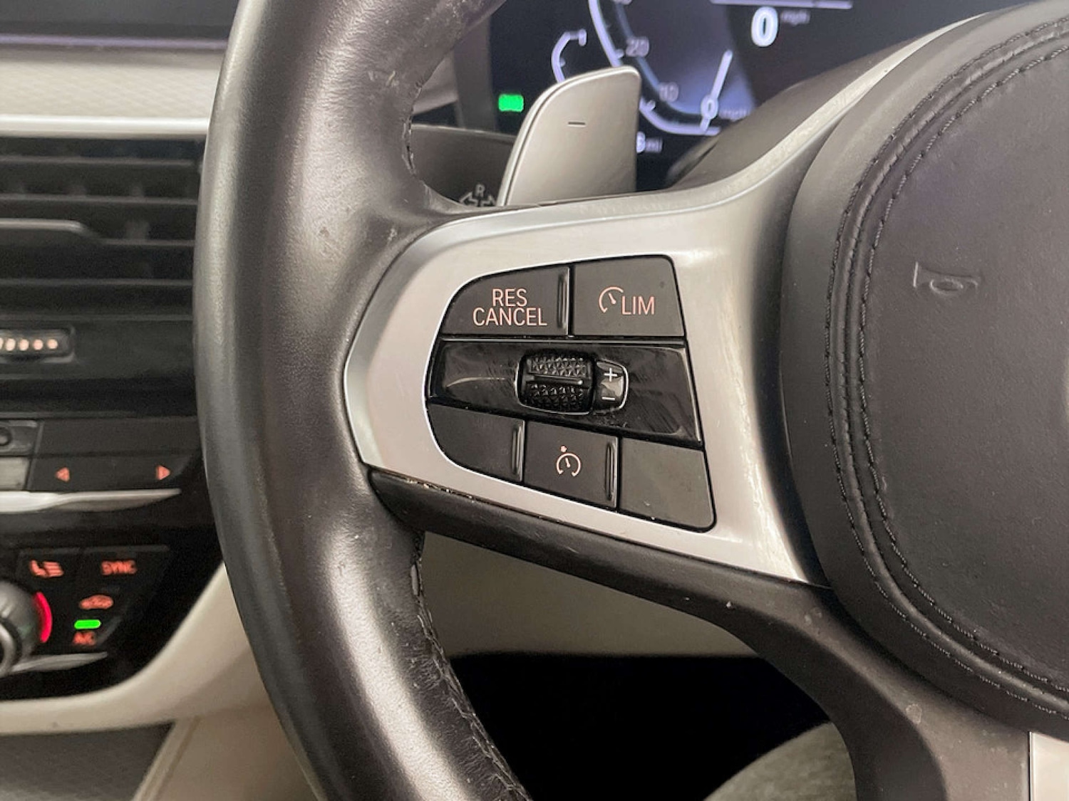 Used BMW 5 Series 2019 for sale - 77185150: Photo 17