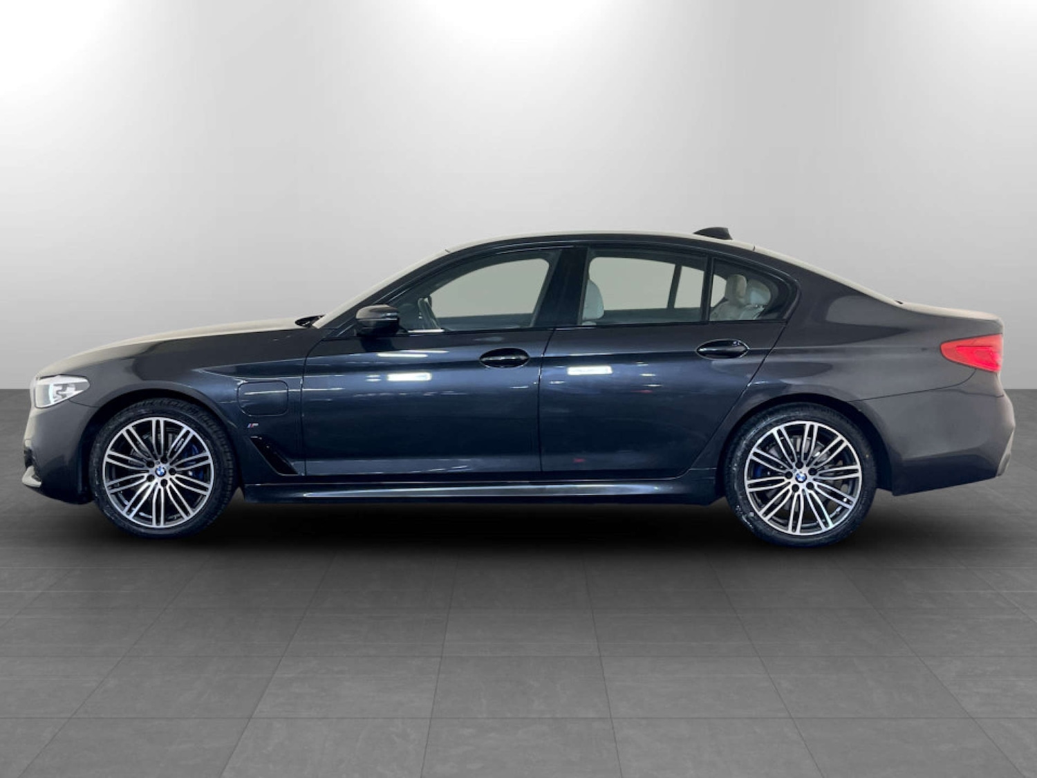Used BMW 5 Series 2019 for sale - 77185150: Photo 7