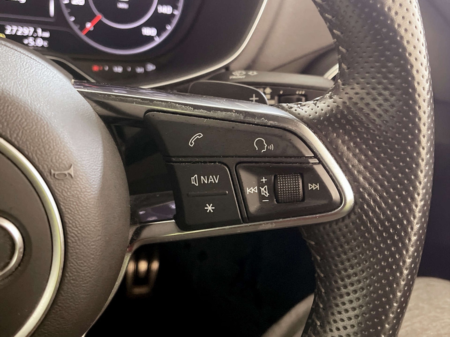 Used Audi TT 2018 for sale - 77184976: Photo 24