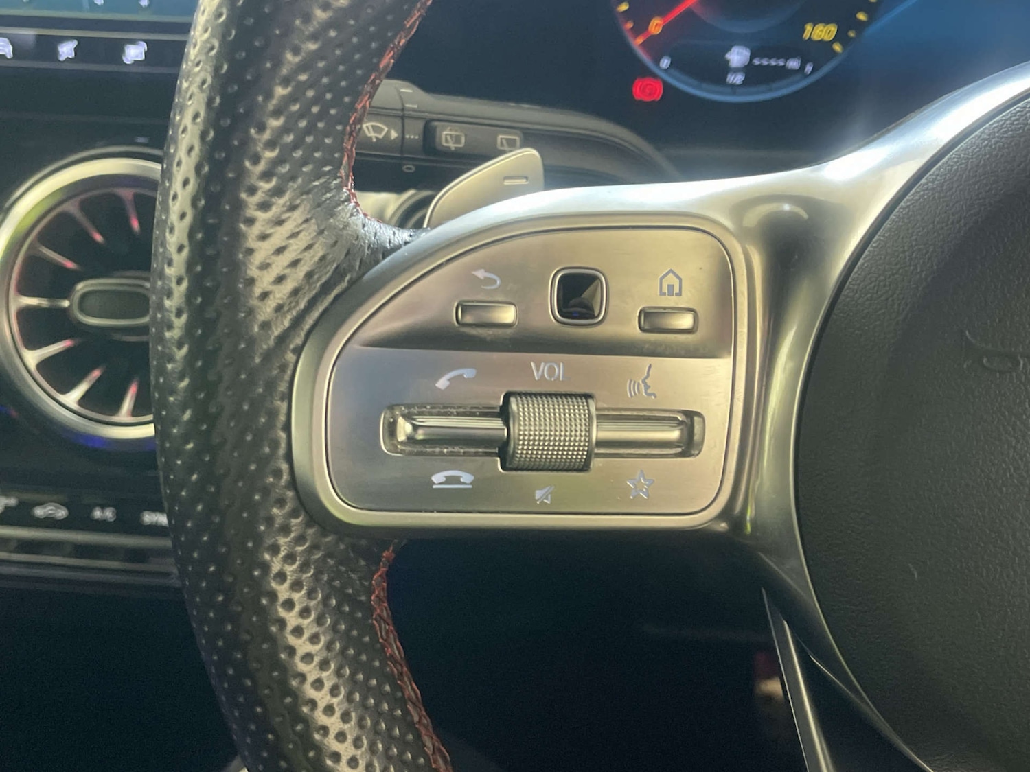 Used Mercedes-Benz GLB 2022 for sale - 77953337: Photo 17