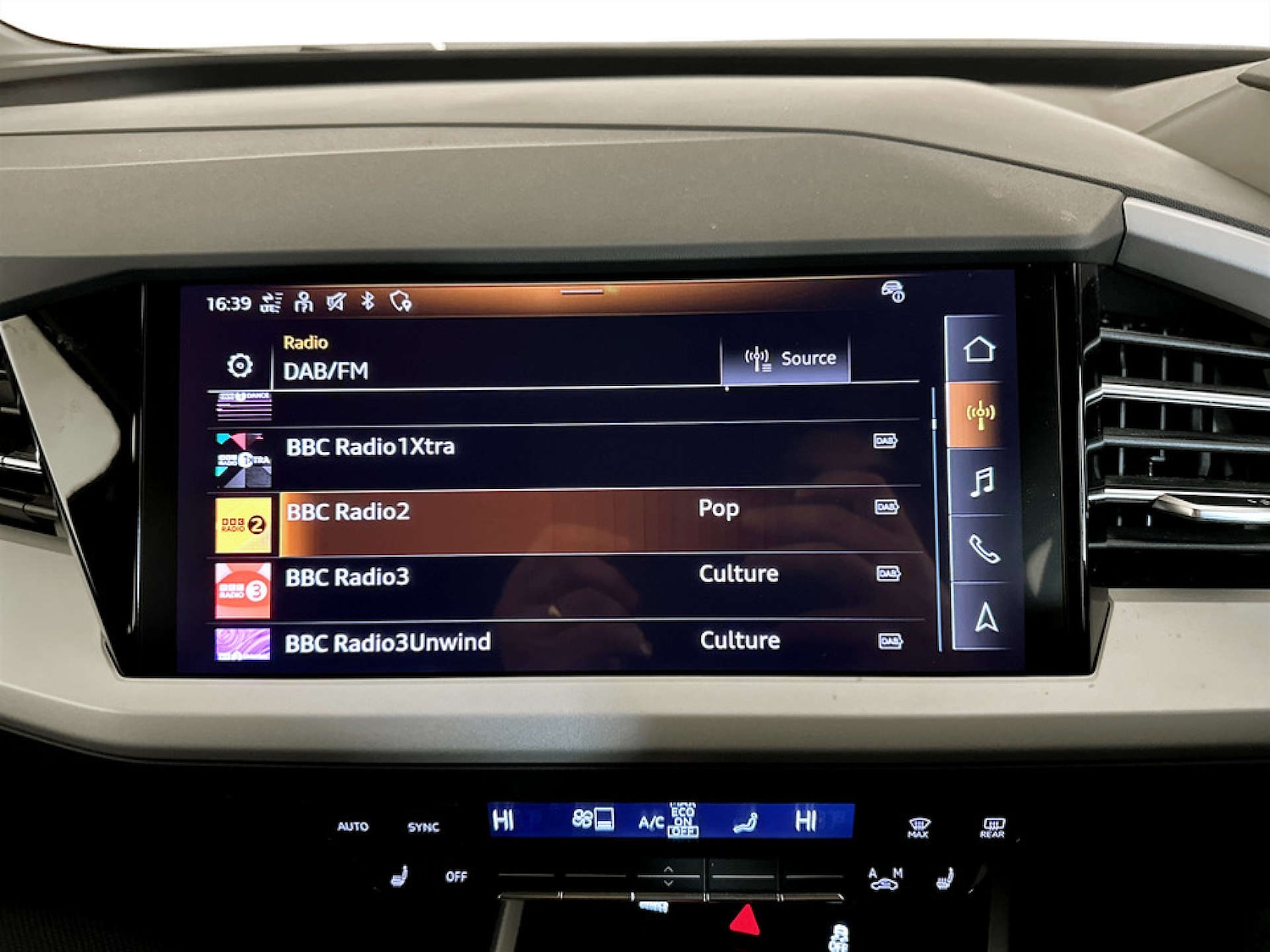 Used Audi Q4 e-tron 2023 for sale - 77368285: Photo 22