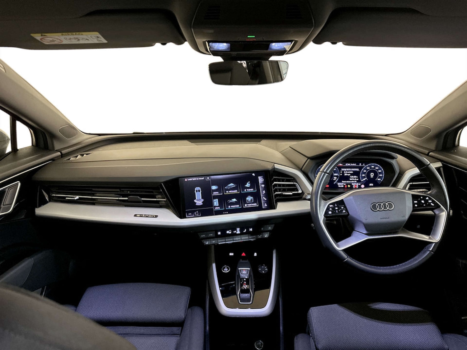 Used Audi Q4 e-tron 2023 for sale - 77368285: Photo 3