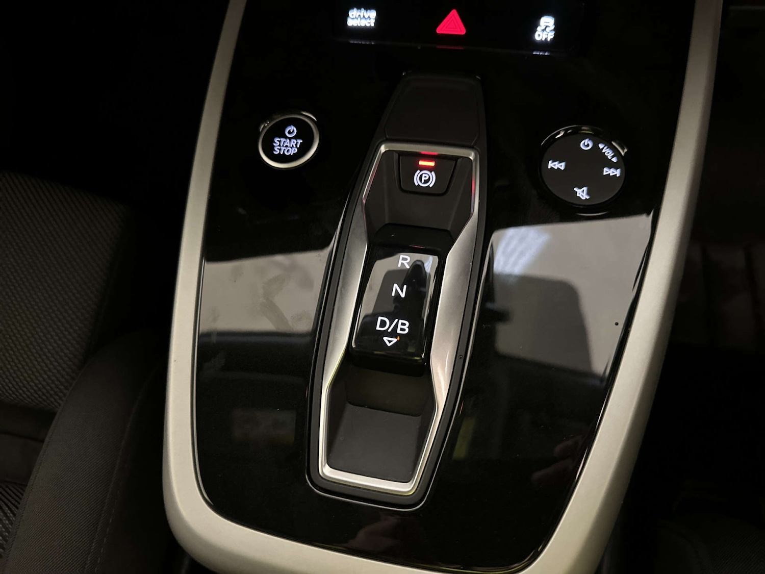 Used Audi Q4 e-tron 2023 for sale - 77990006: Photo 24