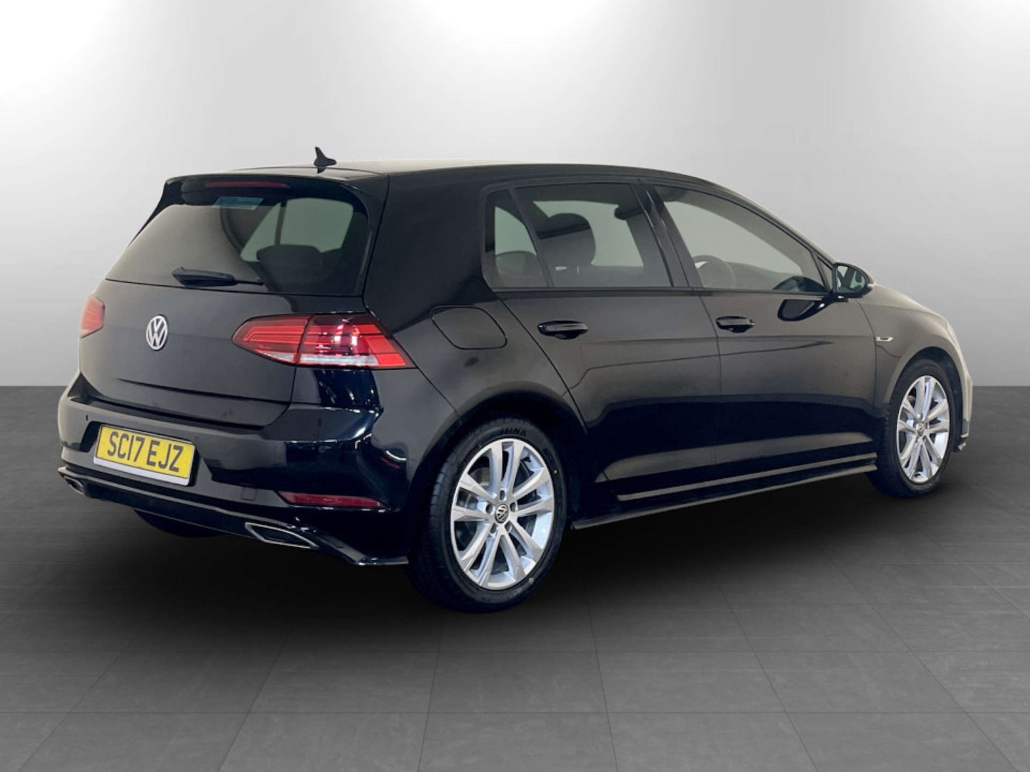 Used Volkswagen Golf 2017 for sale - 77609427: Photo 10