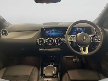 Used Mercedes-Benz GLA 2022 for sale - 78389845: Photo