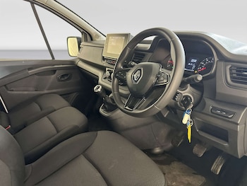 Used Renault Trafic 2023 for sale - 78793831: Photo