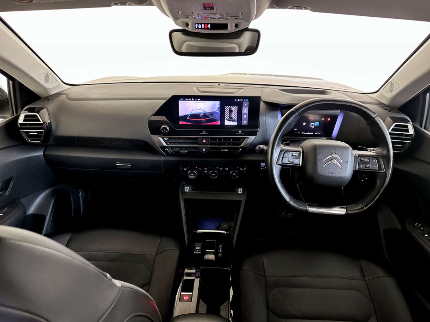 Used Citroen C4 2023 for sale - 77326032: Photo 3