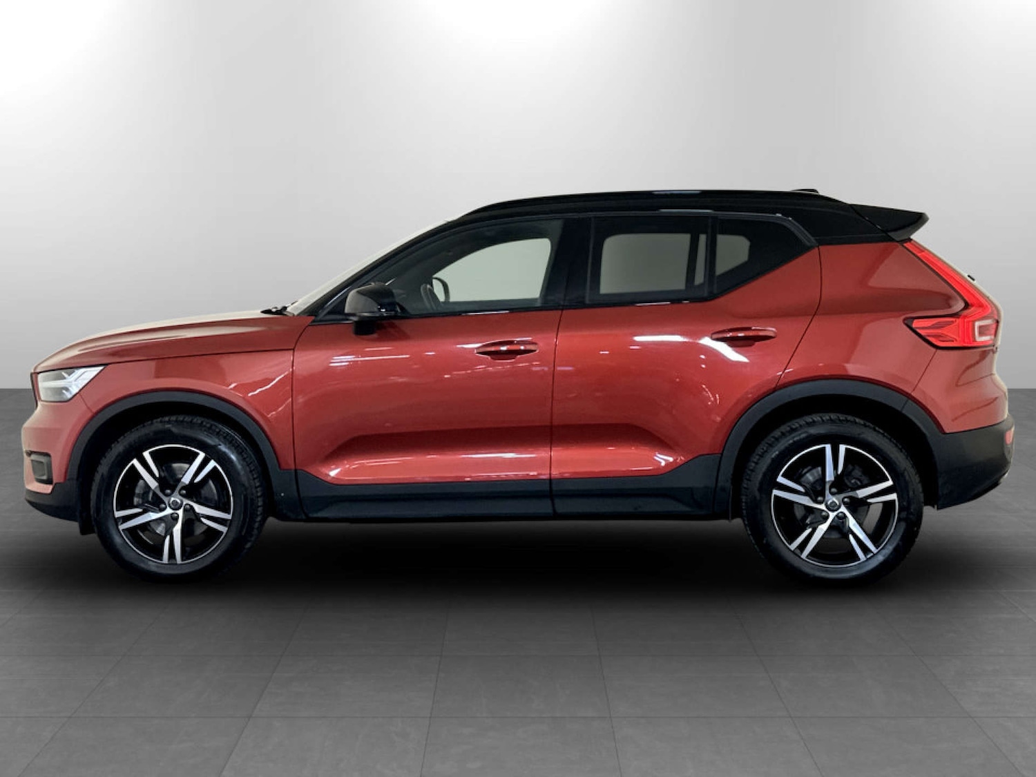 Used Volvo XC40 2021 for sale - 77184933: Photo 7