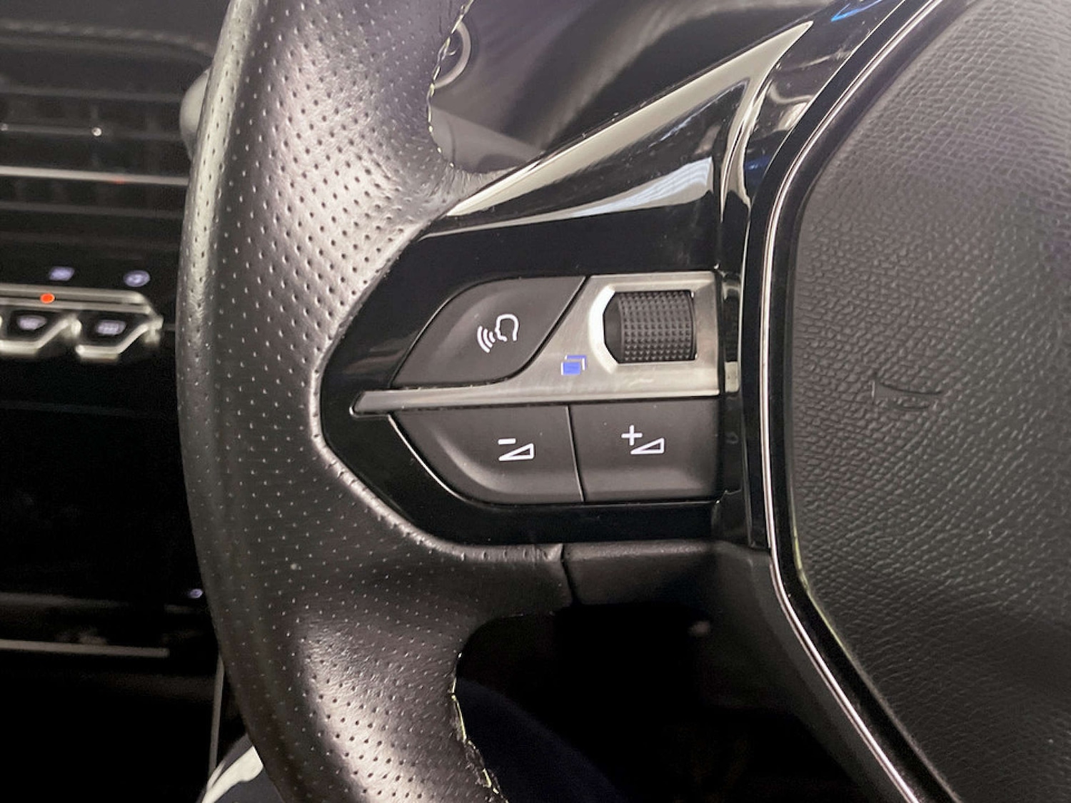 Used Peugeot 208 2020 for sale - 77578916: Photo 17