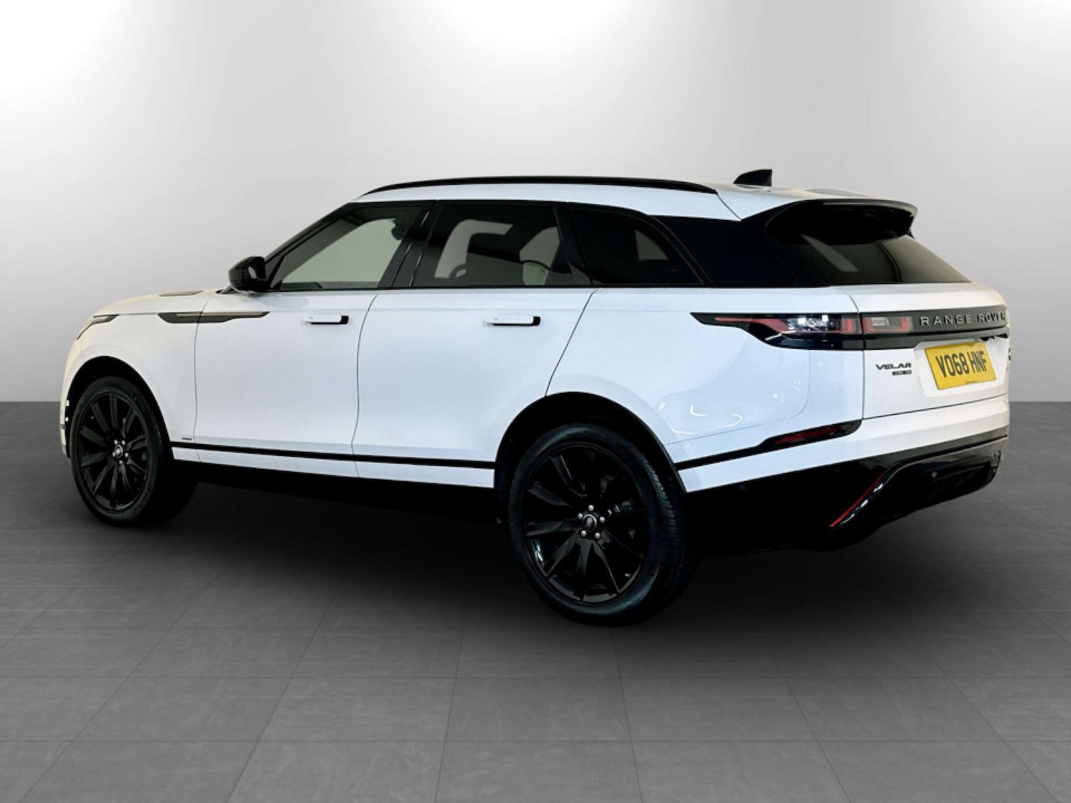 Used Land Rover Range Rover Velar 2018 for sale - 77535026: Photo 8