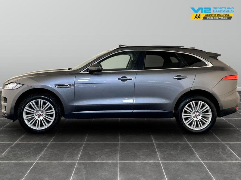 Used Jaguar F-Pace 2017 for sale - 76382307: Photo 7