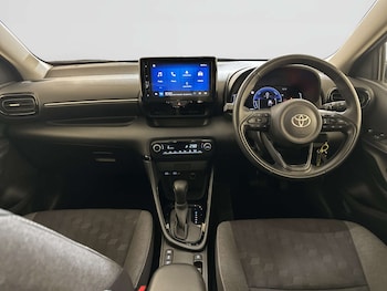 Used Toyota Yaris 2024 for sale - 78499428: Photo