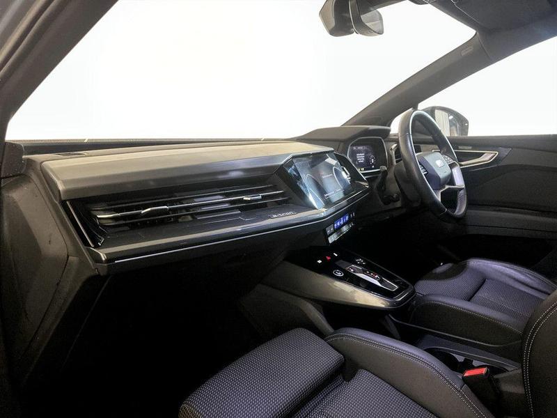 Used Audi Q4 e-tron 2021 for sale - 76467609: Photo 12