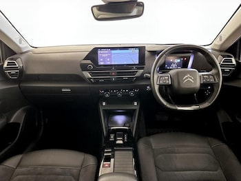 Used Citroen C4 2023 for sale - 76234872: Photo 3