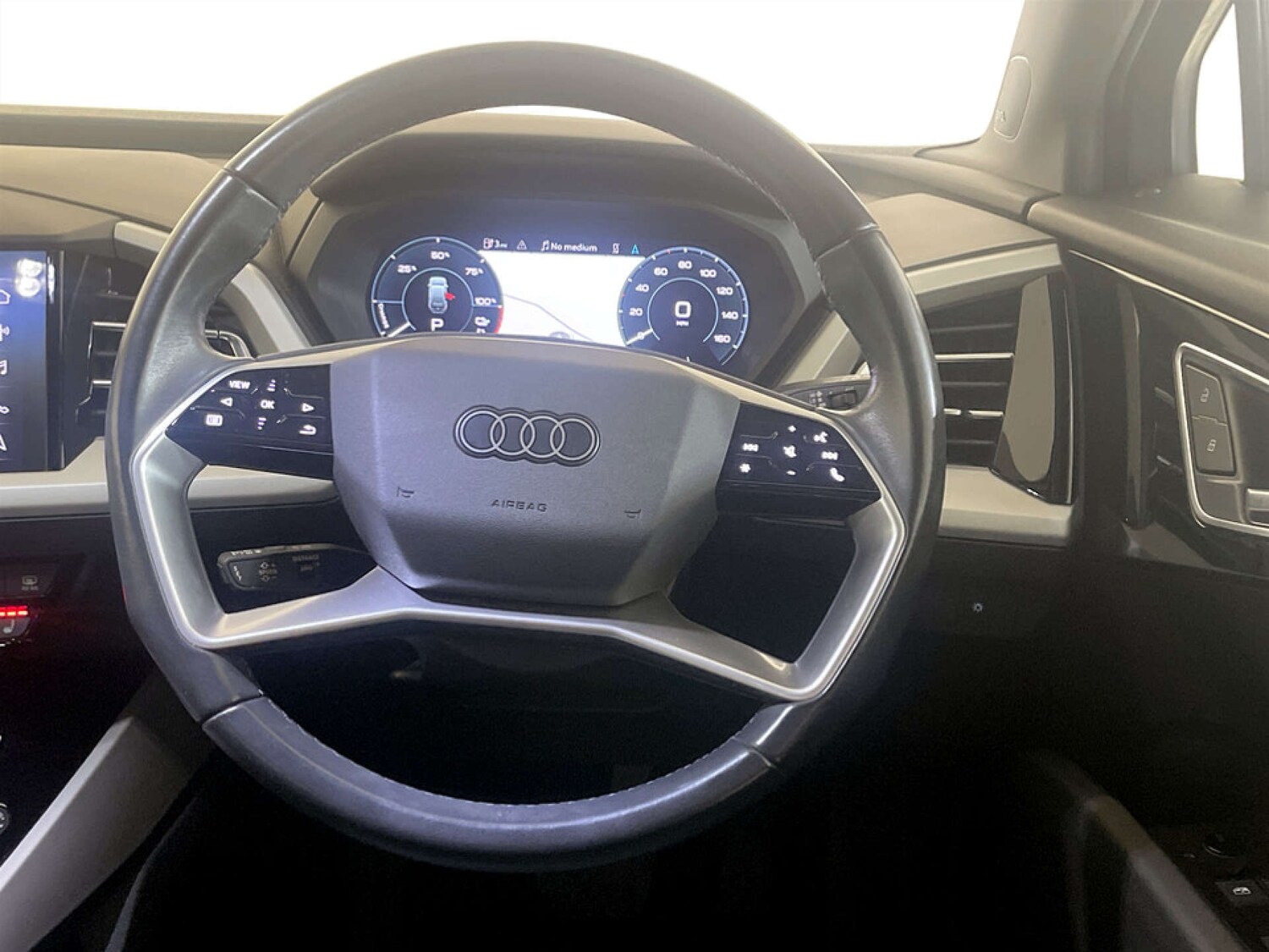 Used Audi Q4 e-tron 2023 for sale - 77872402: Photo 15