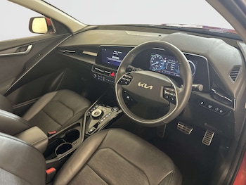 Used Kia Niro 2023 for sale - 77821650: Photo