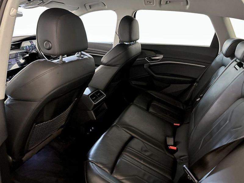 Used Audi e-tron 2021 for sale - 76684962: Photo 14