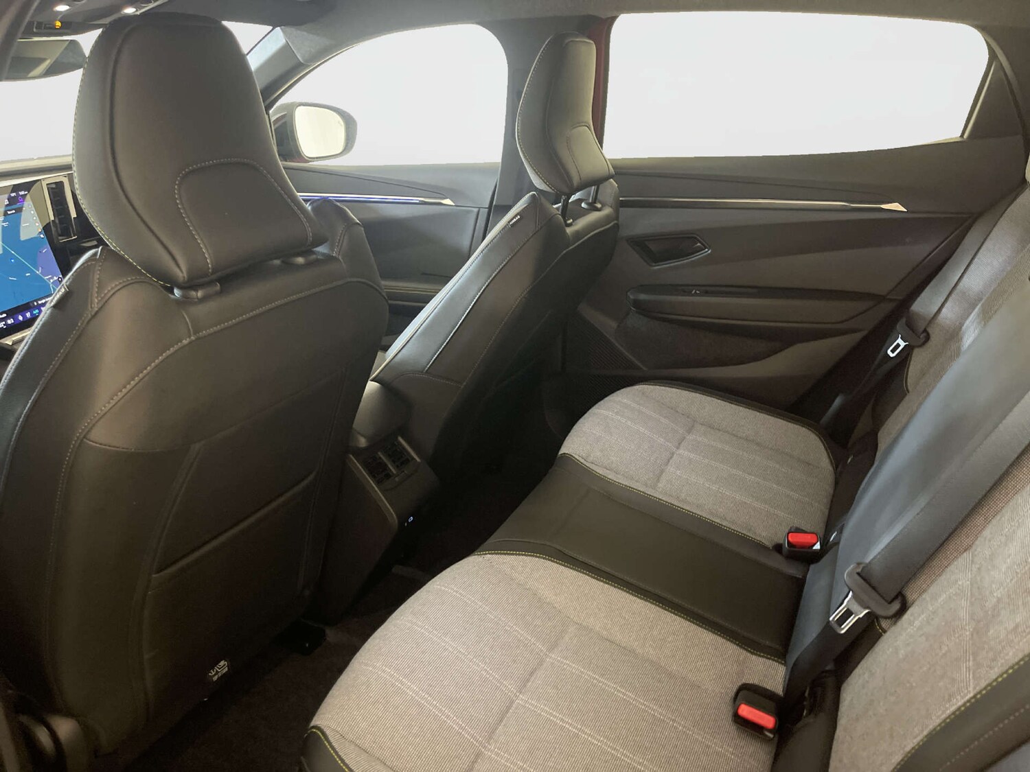 Used Renault Megane E Tech 2025 for sale - 77905903: Photo 14