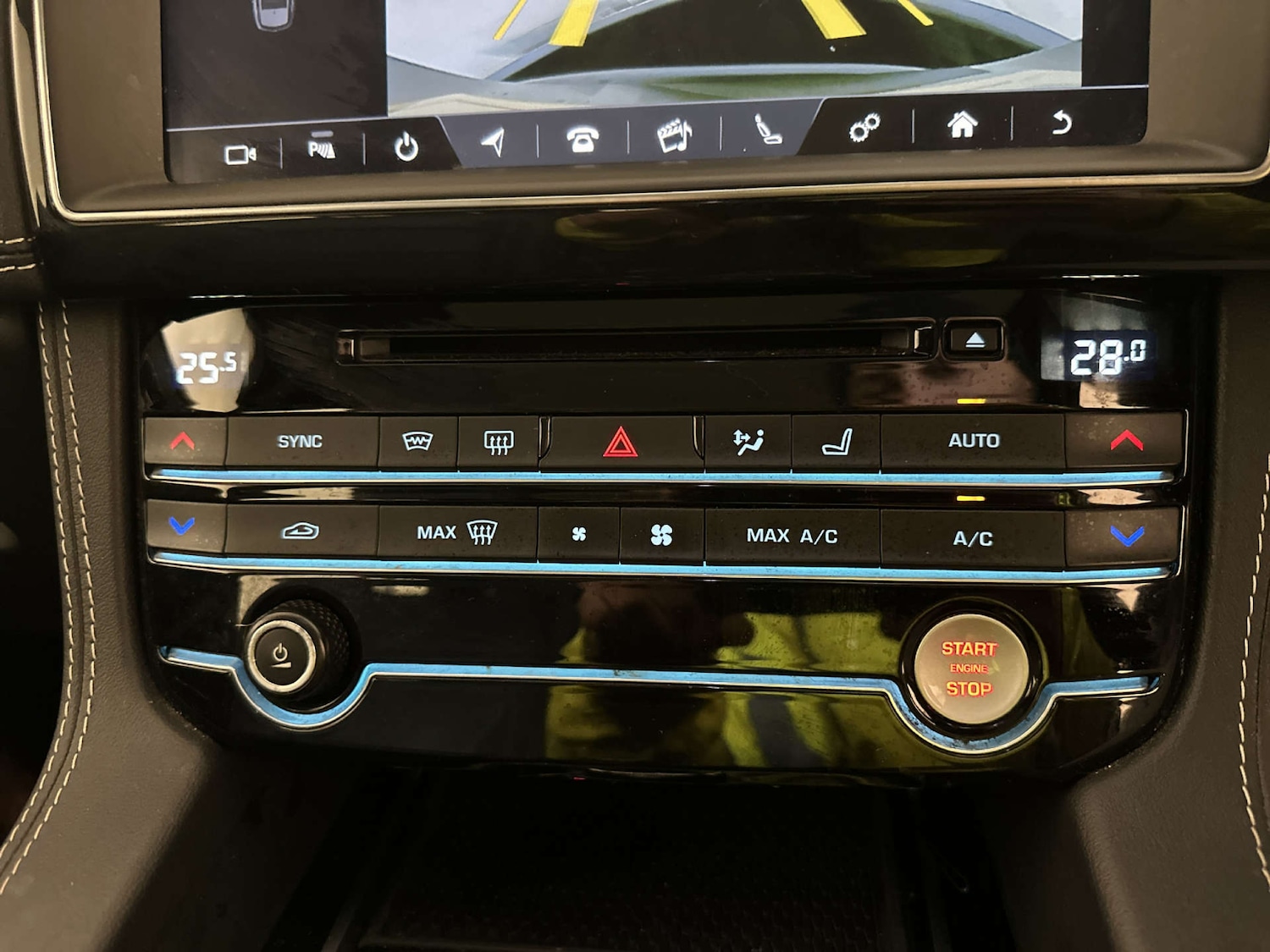 Used Jaguar F-Pace 2020 for sale - 77934003: Photo 24