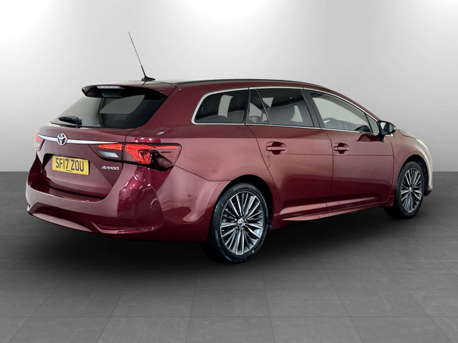 Used Toyota Avensis 2017 for sale - 77523443: Photo 10