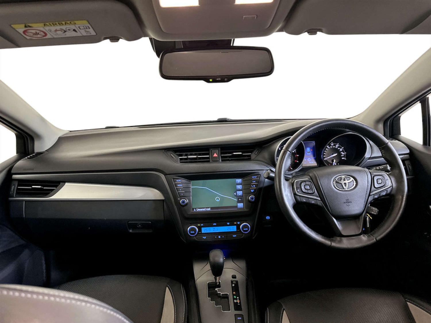 Used Toyota Avensis 2017 for sale - 77523443: Photo 3