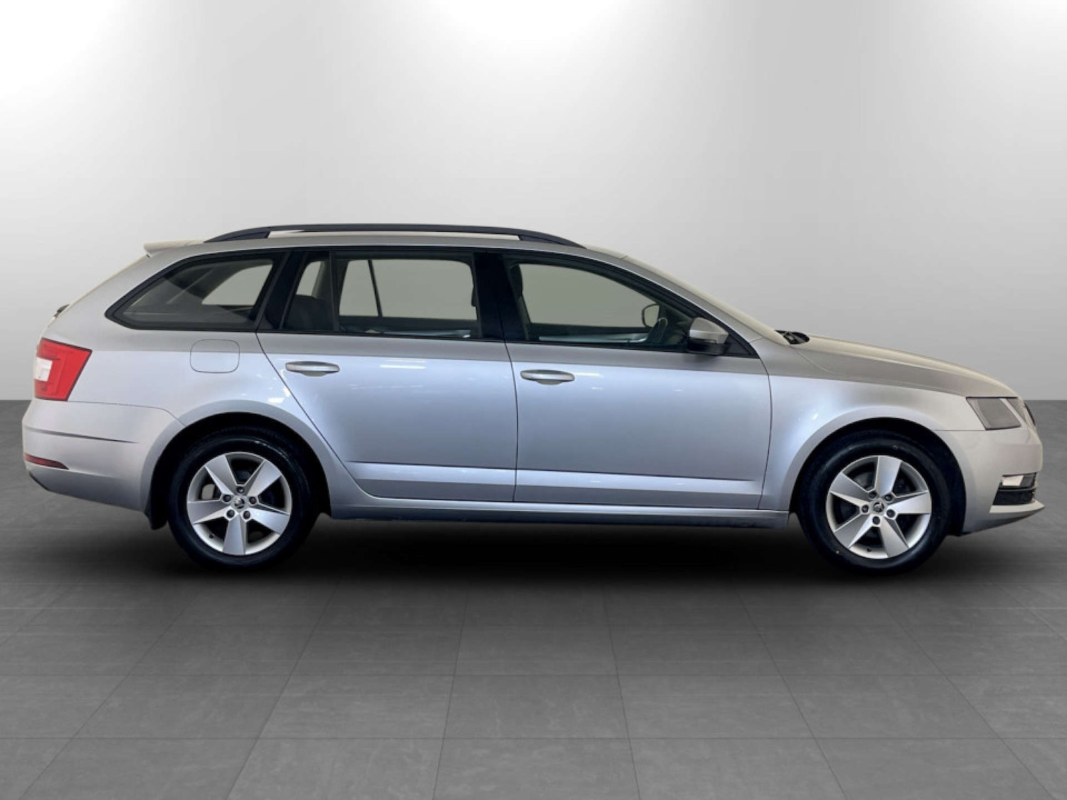 Used Skoda Octavia 2017 for sale - 77185084: Photo 11