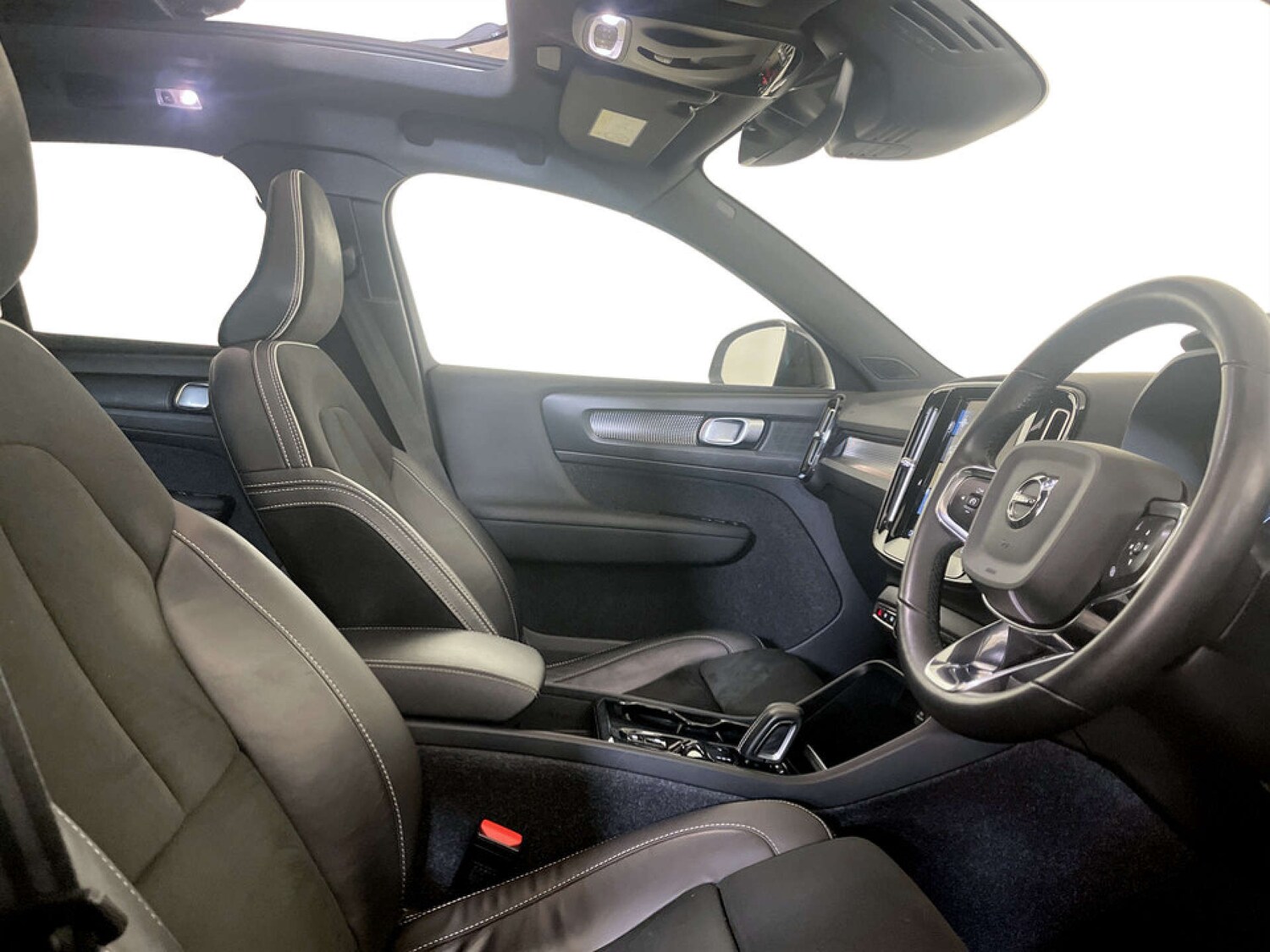 Used Volvo XC40 2022 for sale - 77529419: Photo 12