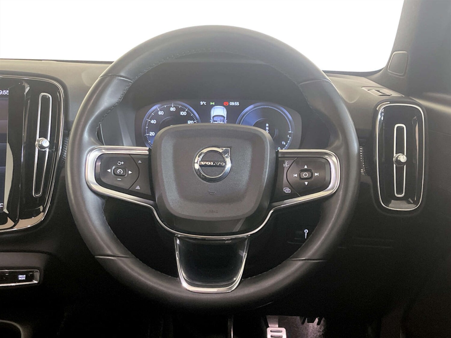 Used Volvo XC40 2022 for sale - 77529419: Photo 16