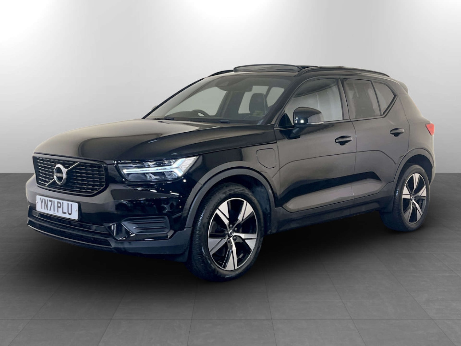Used Volvo XC40 2022 for sale - 77529419: Photo 5